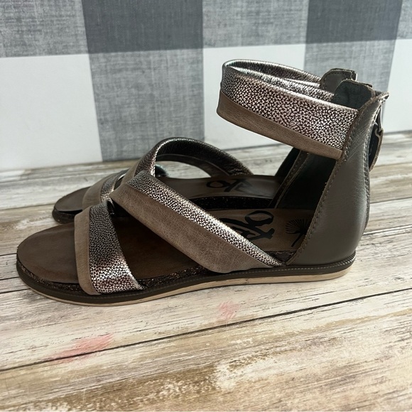 OTBT Souvenir Metallic Leather Sandal - Picture 5 of 12